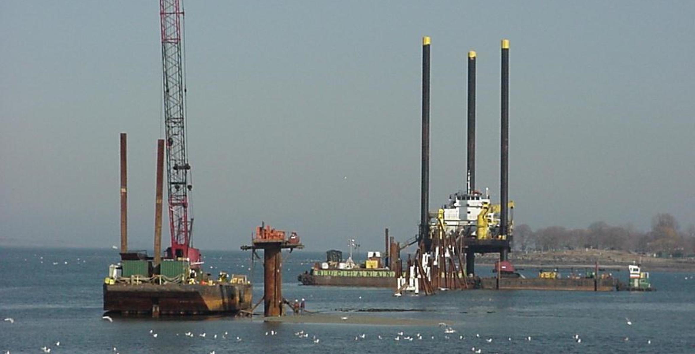 marine HDD jobsite on water